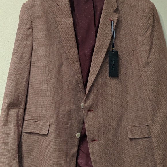 Tommy Hillfiger Cranberry/Brown Sports Coat. - Picture 2 of 6